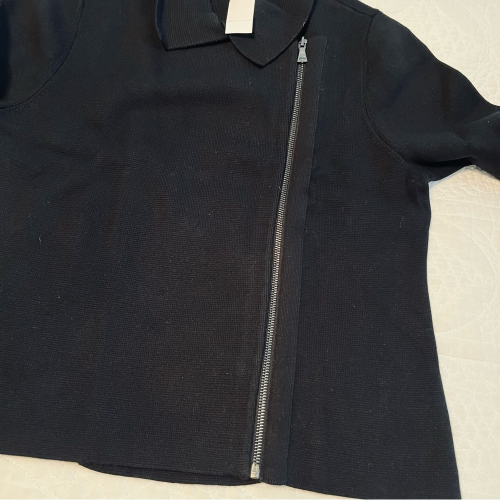 NWT ANN TAYLOR Fitted Sweater. Asymmetrical front zip. Collar. Large. Black. - Picture 5 of 6